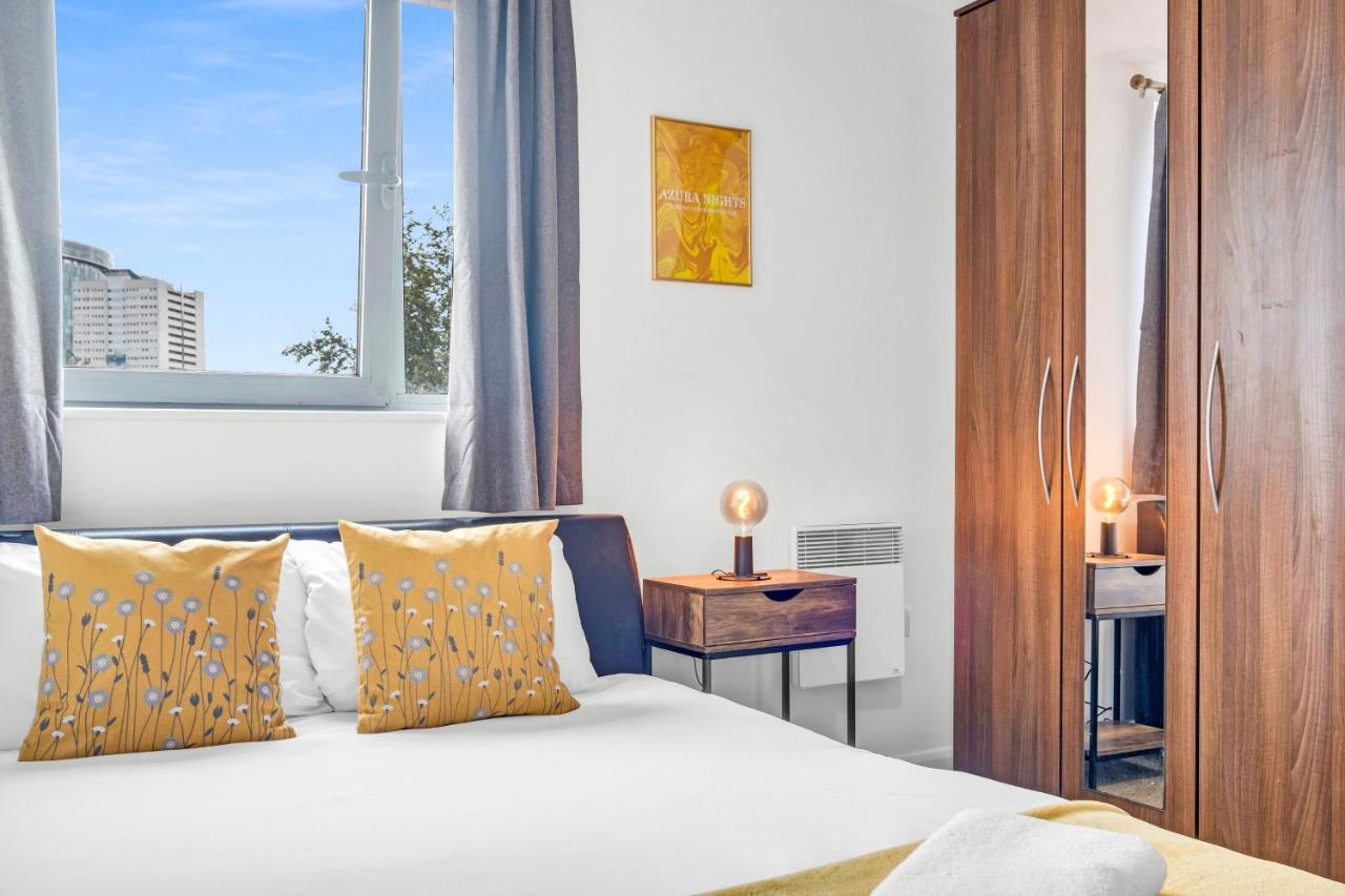 Stylish 4Th Floor 2 Bedroom En Suite City Centre Apartment With Parking By Azura Nights Birmingam Exterior foto